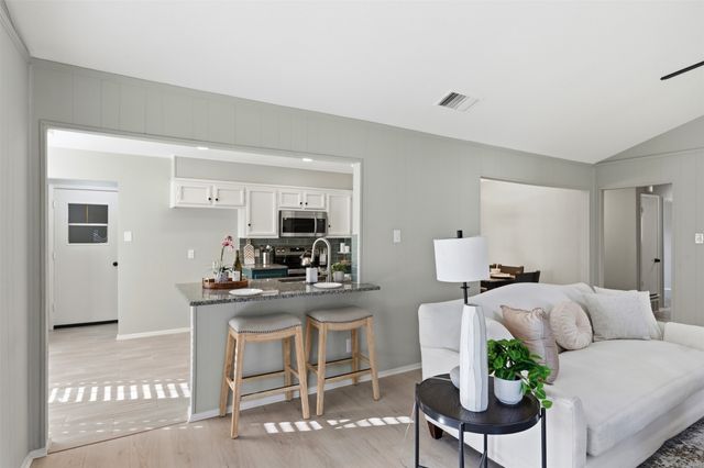 1721 S Timber Court, Benbrook, TX 76126