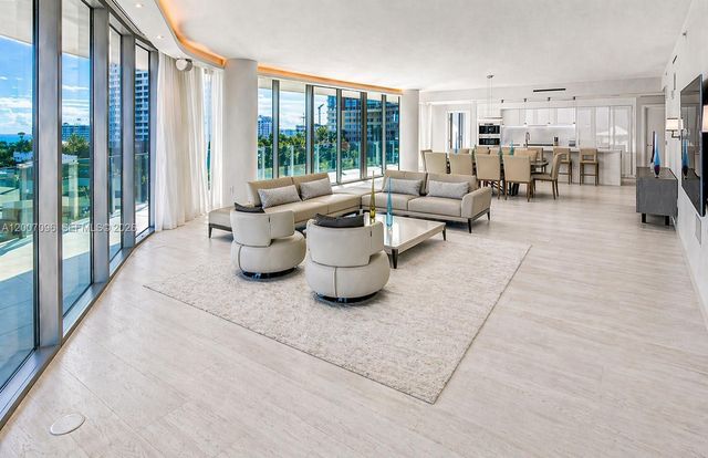 1 Collins Ave 606, Miami Beach, FL 33139
