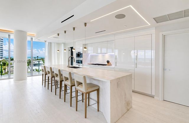 1 Collins Ave 606, Miami Beach, FL 33139