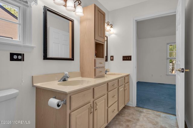 220 Mizzen Avenue, Manahawkin, NJ 08050