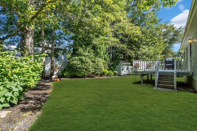 220 Mizzen Avenue, Manahawkin, NJ 08050