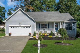 220 Mizzen Avenue, Manahawkin, NJ 08050