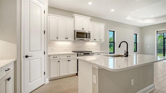 345 POTENZA LOOP, Nokomis, FL 34275