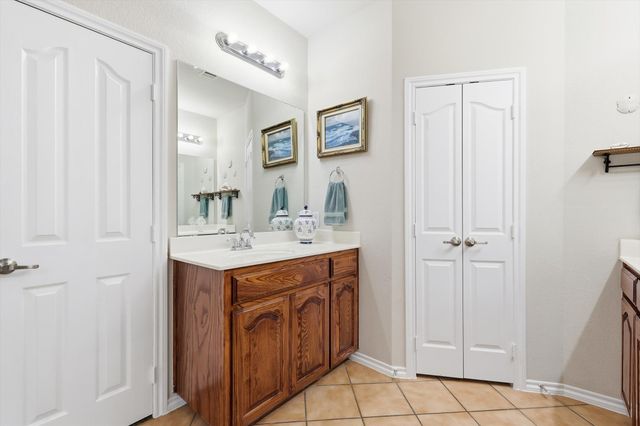 2321 Bear Run Road, Arlington, TX 76001