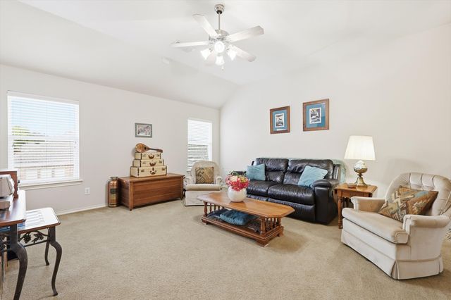 2321 Bear Run Road, Arlington, TX 76001