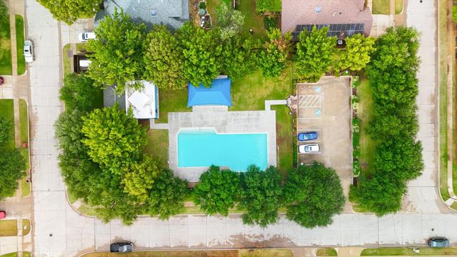 2321 Bear Run Road, Arlington, TX 76001