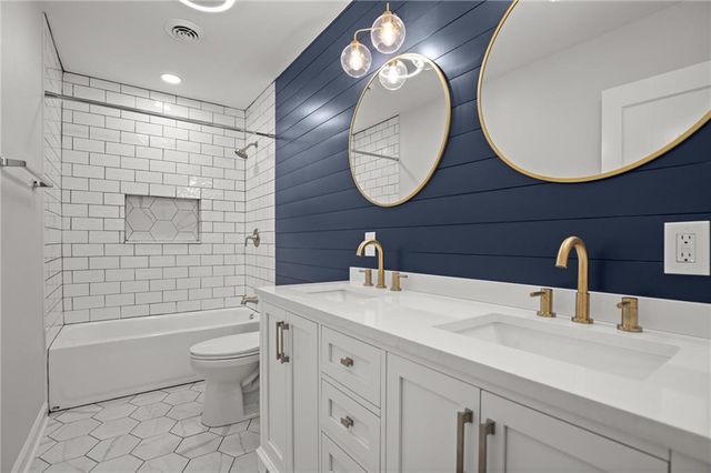 1201 Norwood RD B, Austin, TX 78722