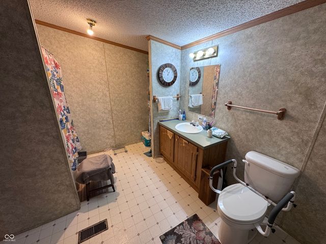 112 S Cross Street, Waveland, IN 47989