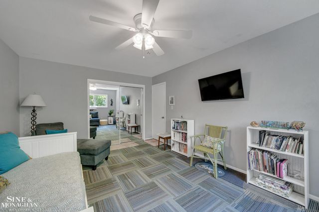 20852 Wildwood Drive, Harper Woods, MI 48225