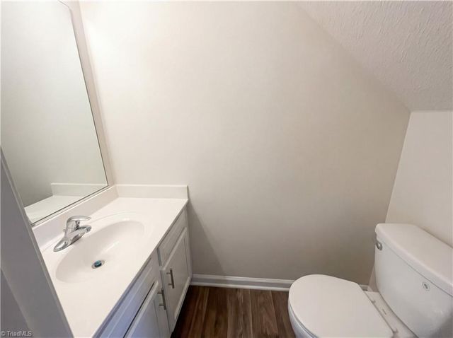 1942 Briar Run Drive, Greensboro, NC 27405