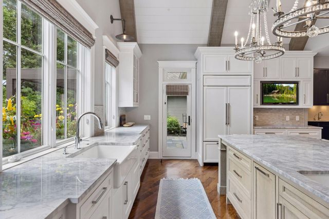 19540 Iteri Avenue, Lakeville, MN 55044