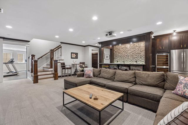 19540 Iteri Avenue, Lakeville, MN 55044