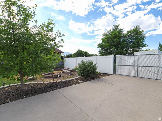 2684 W TONI LEE ST, West Jordan, UT 84088