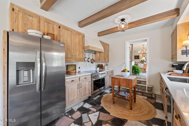 1910 Riverside Road, Bristol, TN 37620