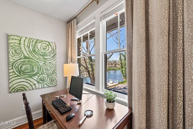 1910 Riverside Road, Bristol, TN 37620