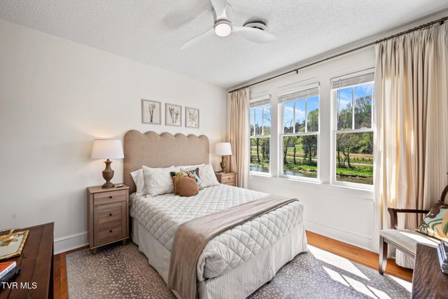 1910 Riverside Road, Bristol, TN 37620