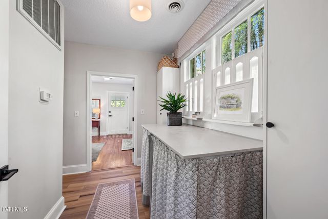 1910 Riverside Road, Bristol, TN 37620