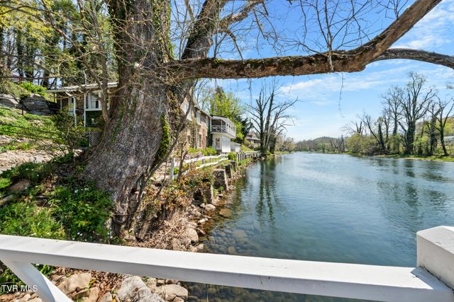 1910 Riverside Road, Bristol, TN 37620