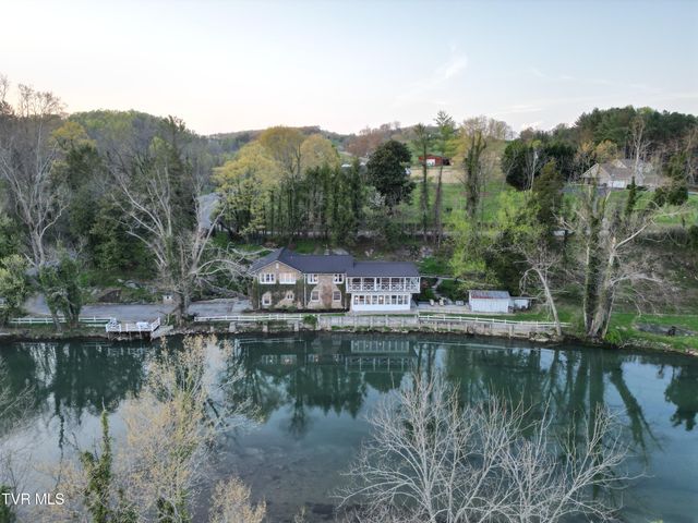 1910 Riverside Road, Bristol, TN 37620