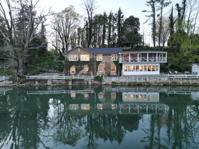 1910 Riverside Road, Bristol, TN 37620