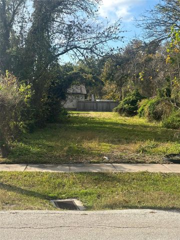 308 Lake Road, La Marque, TX 77568