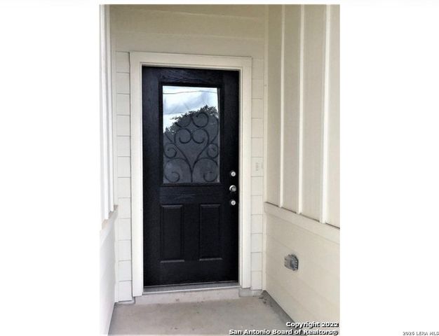 106 LAKEVIEW CT, Spring Branch, TX 78070