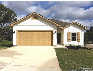 106 LAKEVIEW CT, Spring Branch, TX 78070