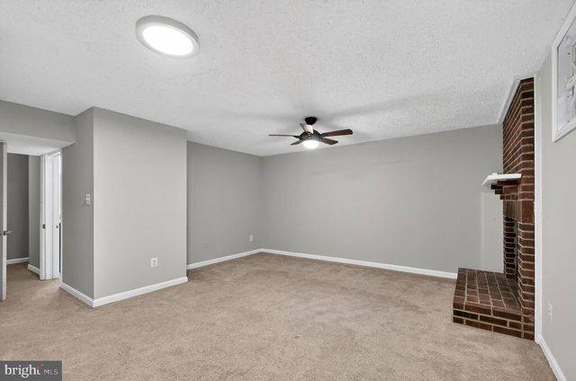 14434 FOUR CHIMNEY DR, Centreville, VA 20120