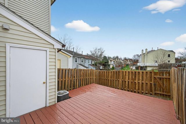 14434 FOUR CHIMNEY DR, Centreville, VA 20120