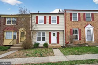 14434 FOUR CHIMNEY DR, Centreville, VA 20120