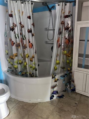 2009 Richard Street, Dayton, OH 45403