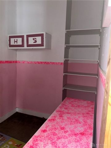 2009 Richard Street, Dayton, OH 45403