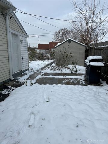 2009 Richard Street, Dayton, OH 45403