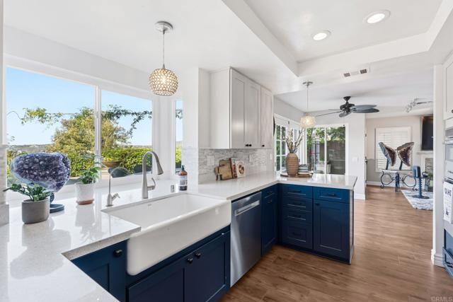 1842 Avenida Mimosa, Encinitas, CA 92024