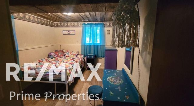 2135 S New Lothrop Road, Venice Twp, MI 48449