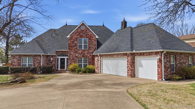 9020 S 43rd West Avenue, Tulsa, OK 74132