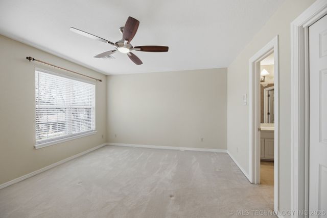 9020 S 43rd West Avenue, Tulsa, OK 74132