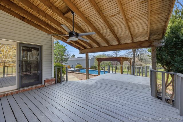 9020 S 43rd West Avenue, Tulsa, OK 74132