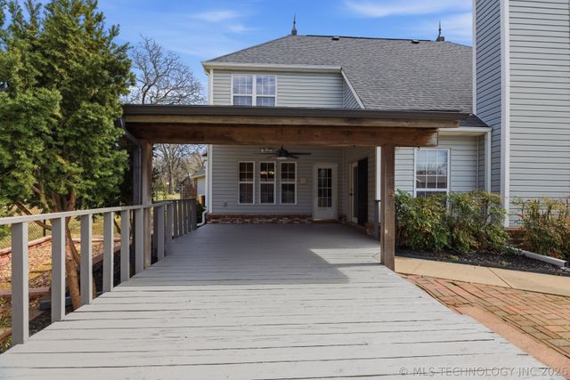 9020 S 43rd West Avenue, Tulsa, OK 74132