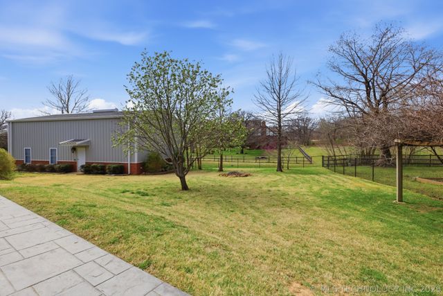 9020 S 43rd West Avenue, Tulsa, OK 74132