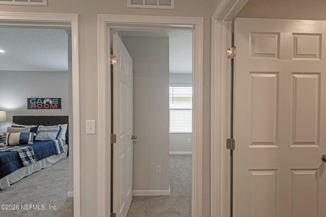 8639 CRYSTALLINE Lane, Jacksonville, FL 32221