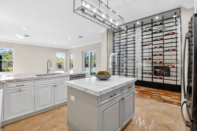 8680 Cobblestone Point Circle, Boynton Beach, FL 33472