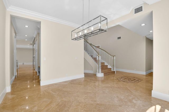 8680 Cobblestone Point Circle, Boynton Beach, FL 33472