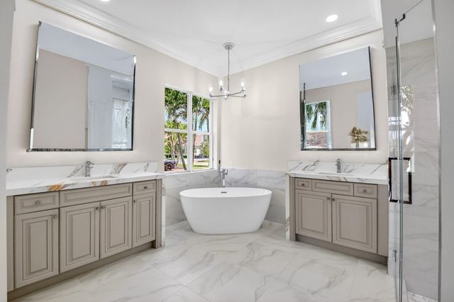 8680 Cobblestone Point Circle, Boynton Beach, FL 33472