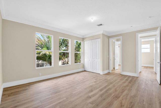 8680 Cobblestone Point Circle, Boynton Beach, FL 33472