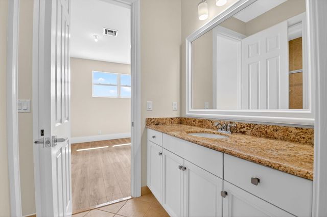 8680 Cobblestone Point Circle, Boynton Beach, FL 33472