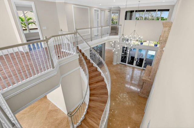 8680 Cobblestone Point Circle, Boynton Beach, FL 33472