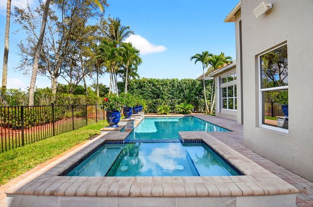 8680 Cobblestone Point Circle, Boynton Beach, FL 33472