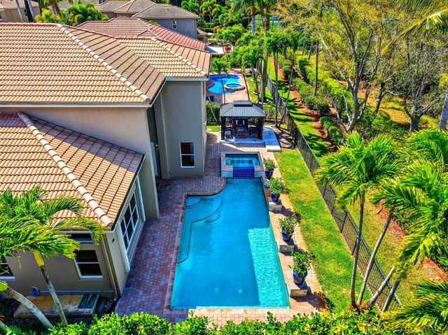 8680 Cobblestone Point Circle, Boynton Beach, FL 33472