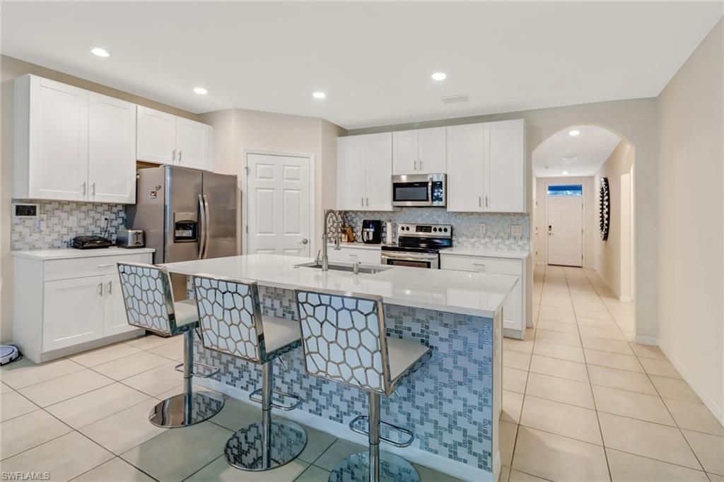 742 HADLEY PL W, NAPLES, FL 34104 — photo 3